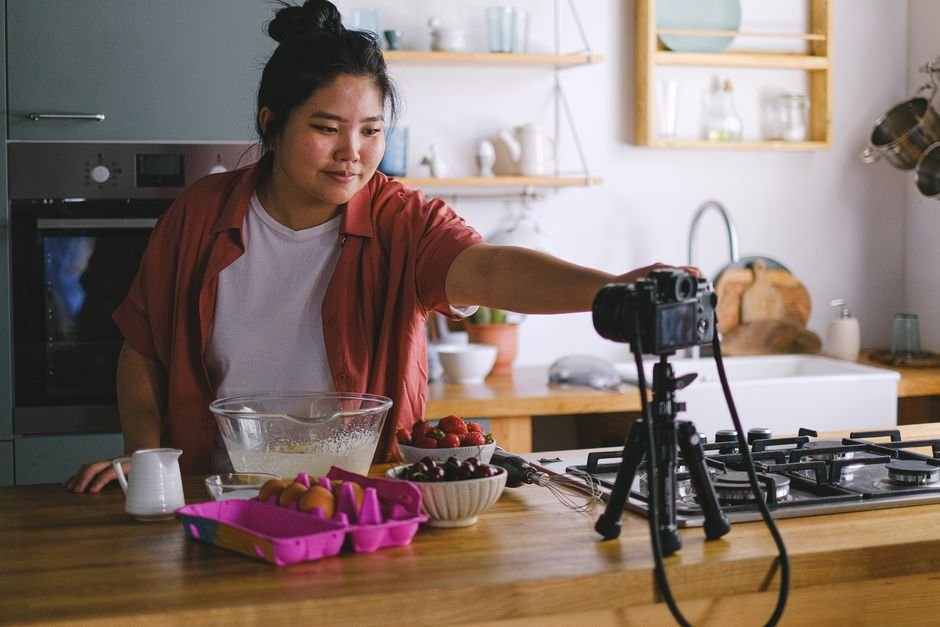 YouTube Brand Deals for Small Channels: First Sponsor